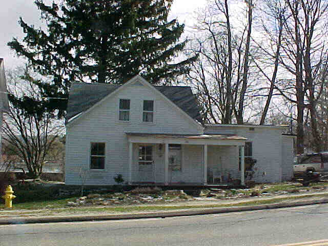 Building photograph for 36 SHARON ROAD